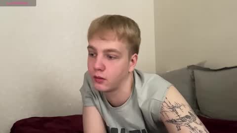 oliver online show from November 2, 1:15 pm