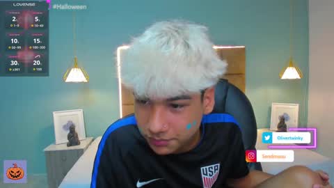 Oliver online show from October 8, 9:41 pm