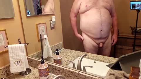 olmantinydick online show from March 1, 2:55 am