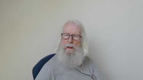 Somewhere over the rainbow online show from March 12, 8:11 am