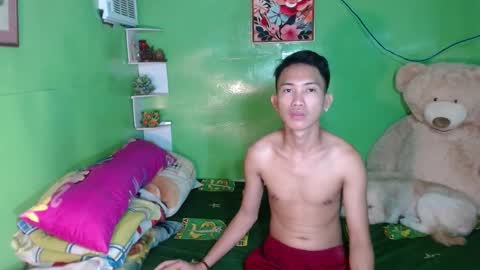 Wyn Will serve you and be your slave online show from December 8, 2:28 am