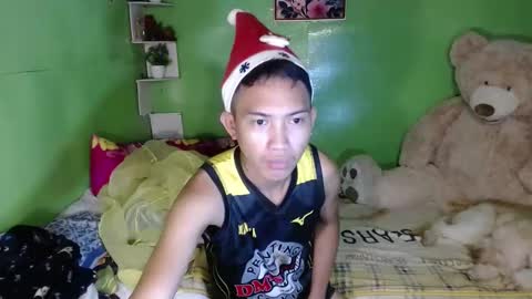 Wyn Will serve you and be your slave online show from December 11, 7:32 am