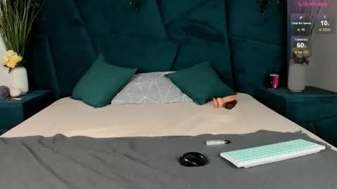 Erick  online show from September 23, 3:22 pm
