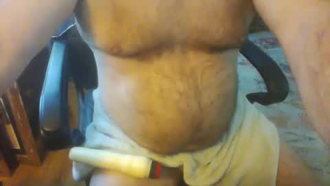 Snapshot of onthecape69 chatting on December 13, 3:00 pm onthecape69 online show from December 13, 3:00 pm