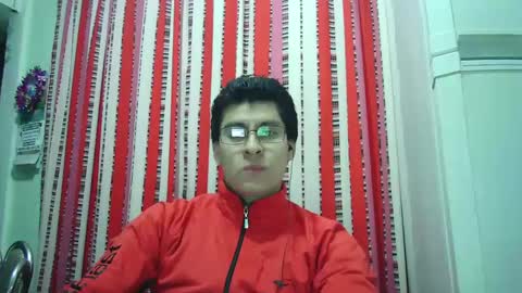 Snapshot of oomaurooo chatting on December 15, 5:45 am oomaurooo online show from December 15, 5:45 am