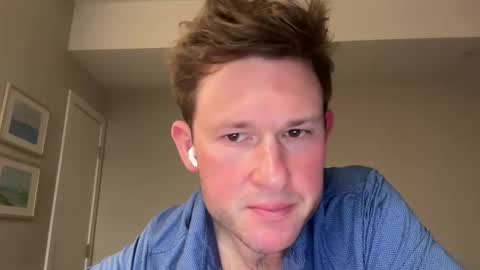 Horny and Bicurious online show from May 2, 3:42 am