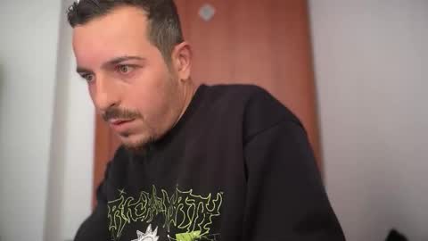 or online show from December 4, 10:55 am