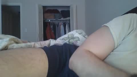 Snapshot of orange22boi chatting on March 2, 4:36 pm orange22boi online show from March 2, 4:36 pm