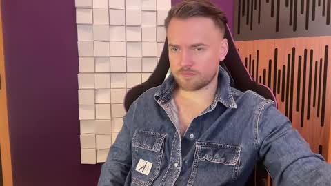 Snapshot of oscarsavage chatting on February 14, 5:14 pm Oscar Steel Savage online show from February 14, 5:14 pm