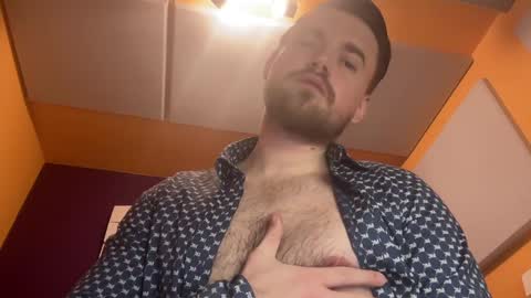 Snapshot of oscarsavage chatting on February 1, 6:51 pm Oscar Steel Savage online show from February 1, 6:51 pm
