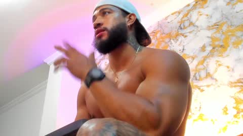 Snapshot of osher_cox chatting on February 7, 3:02 am osher_cox online show from February 7, 3:02 am