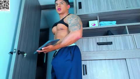 Oskar Ford NEW ACCOUNT online show from October 14, 2:07 am