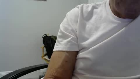 Ossi online show from March 15, 2:19 am