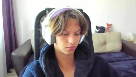 Ostin online show from October 15, 7:49 am