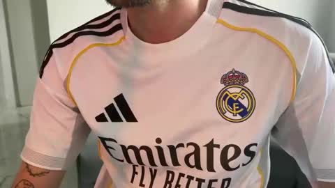 otvaio4  online show from November 23, 4:18 pm