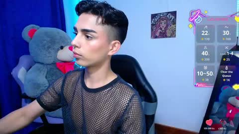 Owen  Independent model  online show from May 22, 2:44 pm