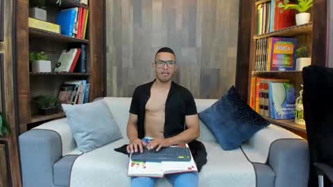 Owen online show from September 22, 12:26 pm