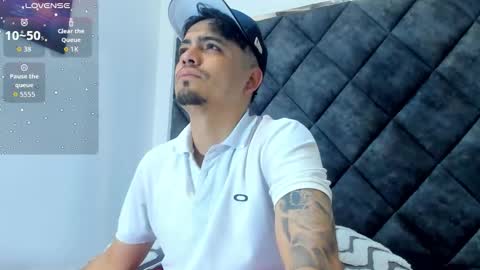 O W E N - S T O N E online show from November 19, 12:05 pm