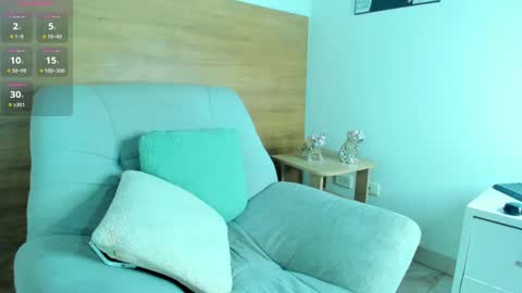 O W E N - S T O N E online show from October 30, 4:47 am