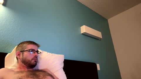 owunn online show from November 25, 4:25 am