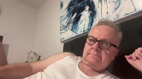 Snapshot of ozhairybearxxxx chatting on March 7, 11:07 am ozhairybearxxxx online show from March 7, 11:07 am