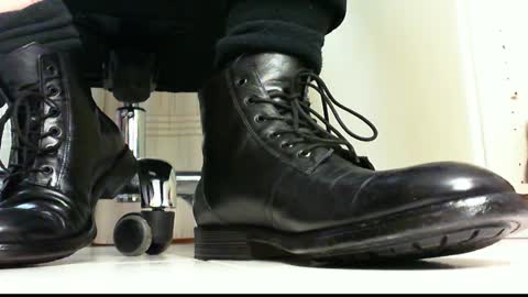 Snapshot of pablomenesssl chatting on January 10, 8:07 am Pablo Meness online show from January 10, 8:07 am