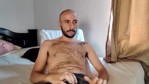 paisahot156802 online show from October 31, 6:00 pm