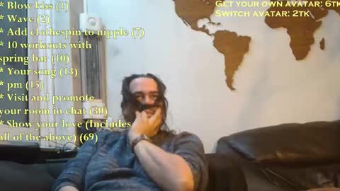 Snapshot of pannenkoekenkeizer chatting on October 24, 11:06 pm Chris online show from October 24, 11:06 pm