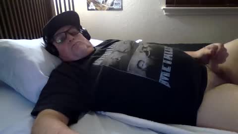 panos online show from March 24, 9:03 am