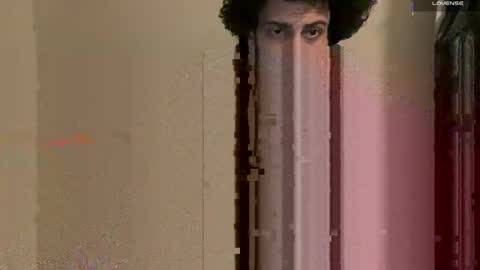 PantsLessTraveler online show from December 15, 2:30 am