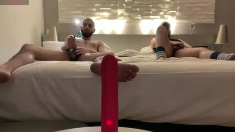 PantsLessTraveler online show from January 8, 7:24 am