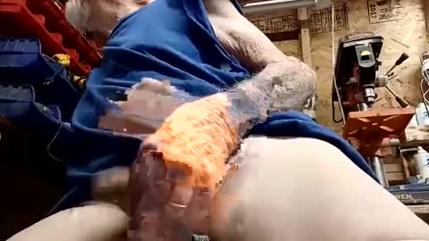 papajb70 online show from September 8, 8:52 pm