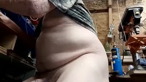 papajb70 online show from December 5, 4:56 pm