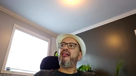 Snapshot of papi1979 chatting on January 7, 1:10 pm Papi online show from January 7, 1:10 pm