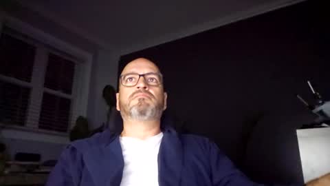 Snapshot of papi1979 chatting on January 3, 4:33 am Papi online show from January 3, 4:33 am