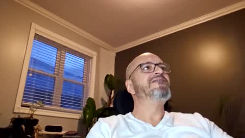 Snapshot of papi1979 chatting on January 3, 9:57 pm Papi online show from January 3, 9:57 pm