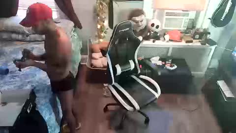 papian0 online show from October 10, 10:01 pm