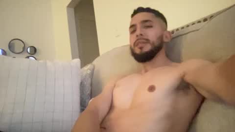 Snapshot of papicubano_guapo23cm chatting on December 7, 5:26 am papicubano_guapo23cm online show from December 7, 5:26 am