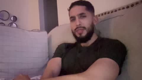 papicubano_guapo23cm online show from February 20, 6:26 am