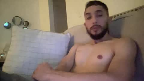 Snapshot of papicubano_guapo23cm chatting on December 11, 6:06 am papicubano_guapo23cm online show from December 11, 6:06 am