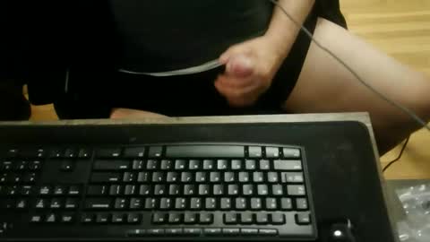 papilly online show from April 8, 10:03 am