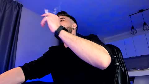 Paris online show from February 6, 8:50 pm