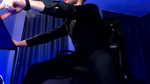 Paris online show from January 18, 11:40 pm