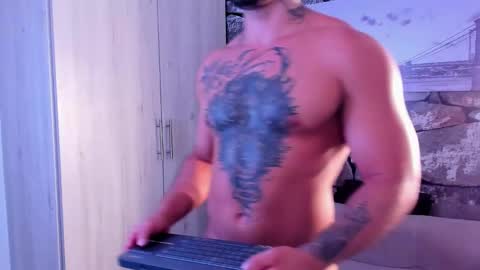 Snapshot of parker_lavine chatting on December 18, 3:15 am parker lavine online show from December 18, 3:15 am