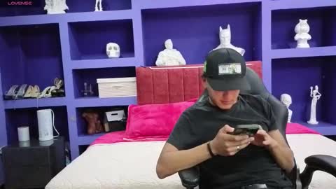 party_teo online show from November 18, 4:33 pm