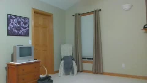 passporttraveler1 online show from December 12, 2:59 am