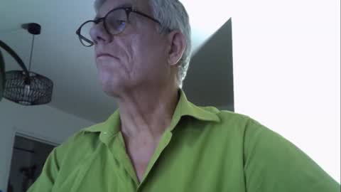 patrick5275 online show from October 18, 9:53 pm