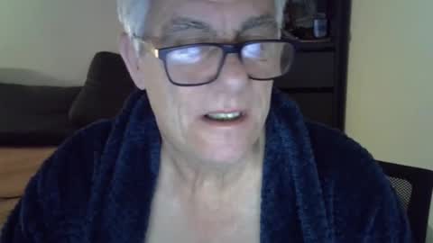 Snapshot of patrick5275 chatting on January 23, 5:56 am patrick5275 online show from January 23, 5:56 am