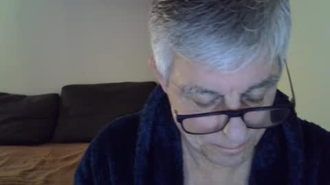 Snapshot of patrick5275 chatting on February 1, 7:05 am patrick5275 online show from February 1, 7:05 am
