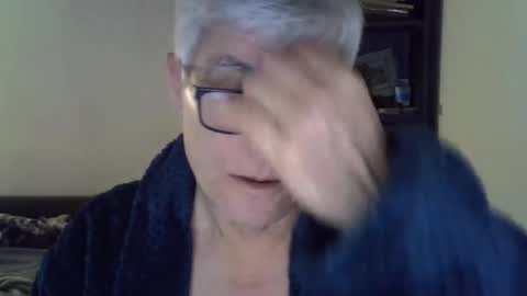 Snapshot of patrick5275 chatting on January 19, 6:42 am patrick5275 online show from January 19, 6:42 am